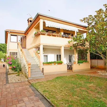 Pineta In Village Apartment *